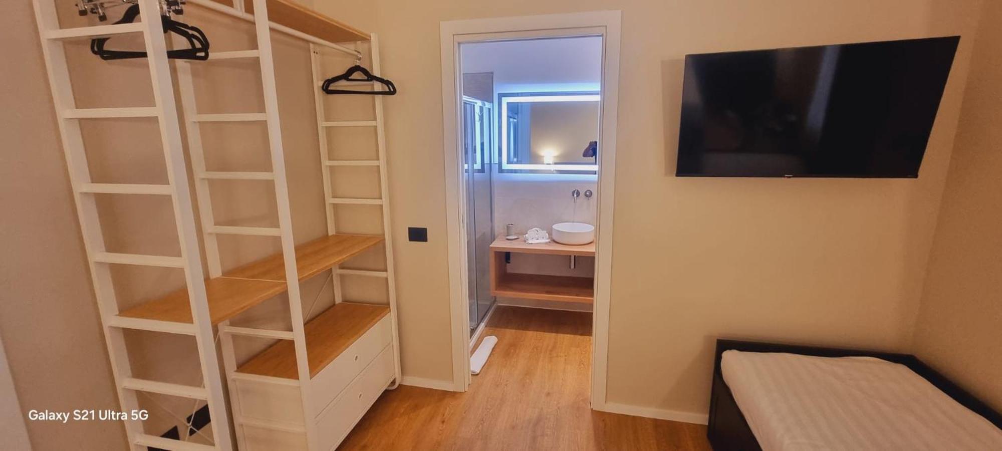 Eva Luxury * Cagliari